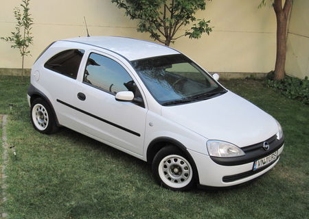 Opel Corsa impecabila