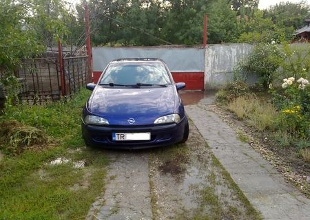 Opel tigra 95