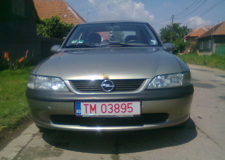 OPEL VECTRA 1000 E.