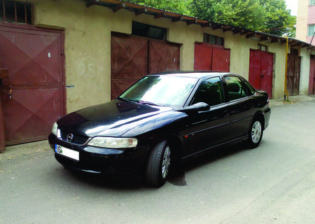 opel vectra b2