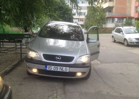 Opel Zafira 2003