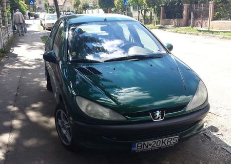 Peugeot 206, 2002 benzina