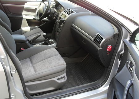 PEUGEOT 407 1,6 HDI