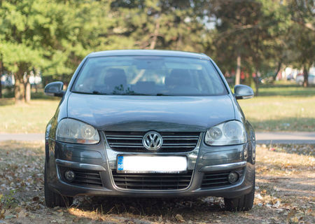 Proprietar vand VW Jetta 2008