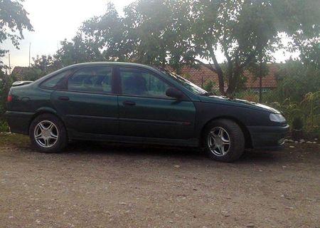 RENAULT LAGUNA