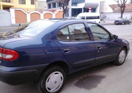 RENAULT MEGANE 2001