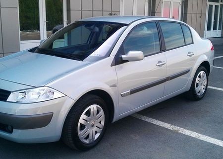 RENAULT MEGANE 2004