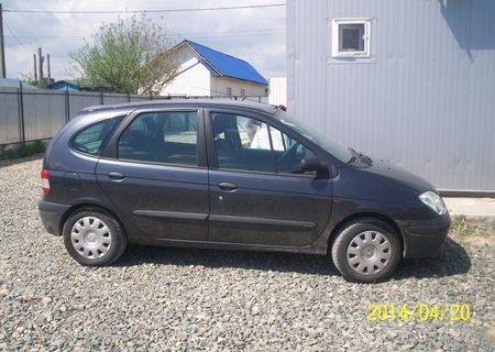 Renault scenic