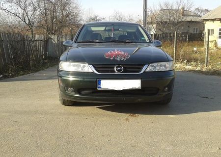 SCHIMB/VAND Opel Vectra 1.8 125 CP INMATRICULAT RO 2550 E Negociabil !!!