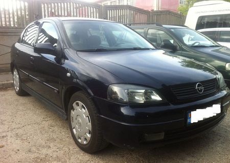 se vinde/schimba opel astra G