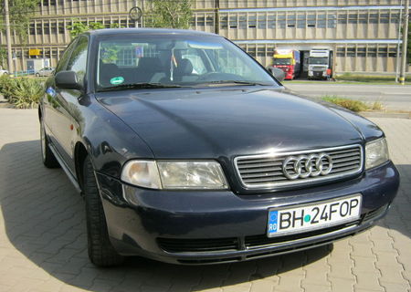 Vand Audi A4 1'6 1996