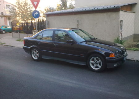 VAND BMW 318i 1600 euro