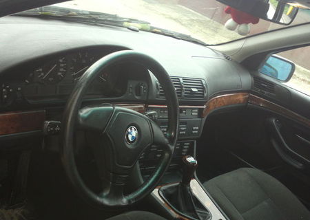 vand bmw 523i