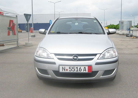 VAND CORSA 2004 XI