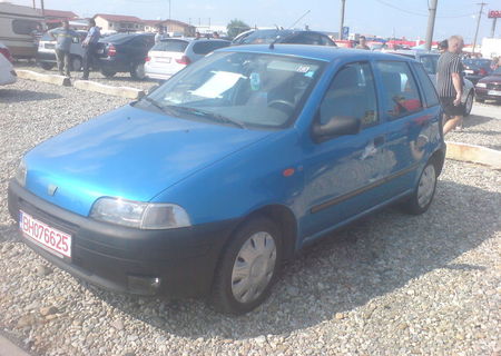 vand fiat punto