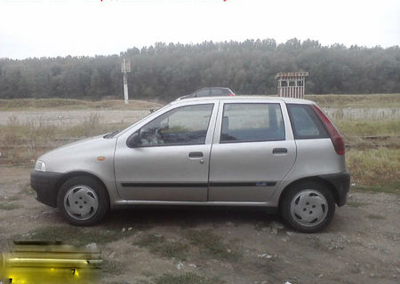 vand fiat punto