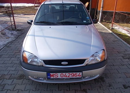 Vand Ford Fiesta