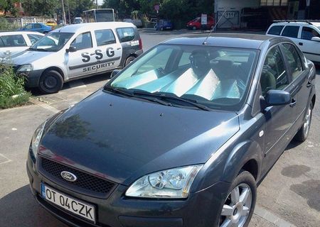 Vand Ford Focus 1.6, benzina, 2007