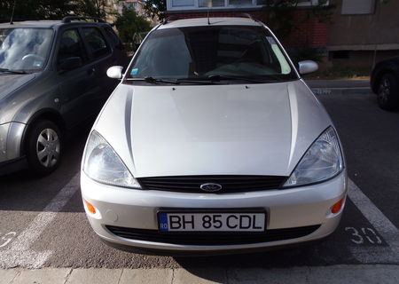 vand ford focus 2001