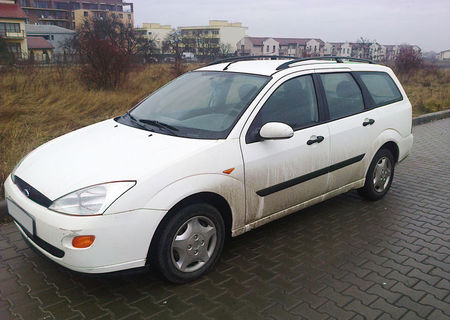 VAND FORD FOCUS-URGENT