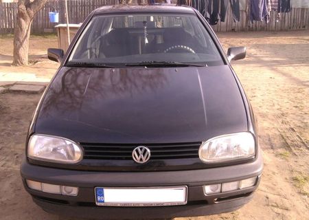 Vand GolF 3 motor 1.6 benzina 