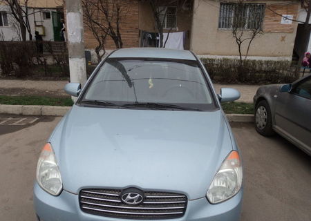 vand hyundai accent