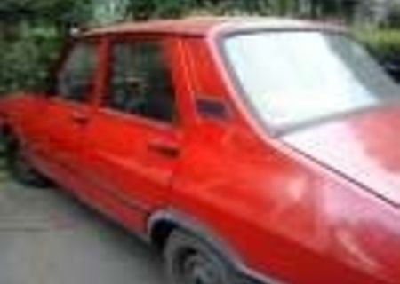 Vand masina dacia 1310