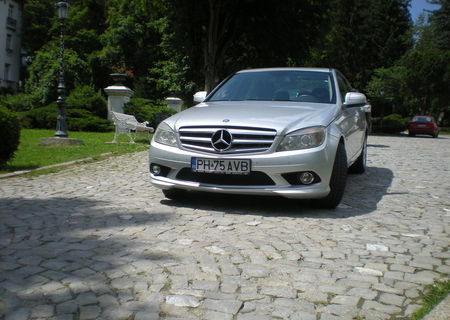 vand Mercedes Benz C220CDI pachet SPORT AMG