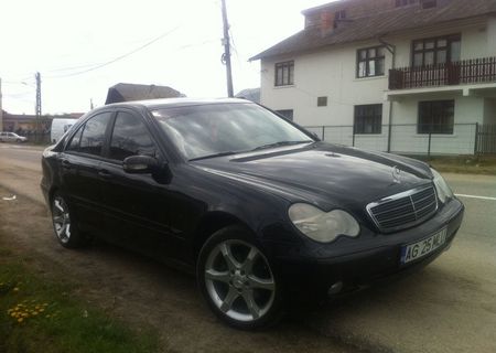 Vand MERCEDES C180