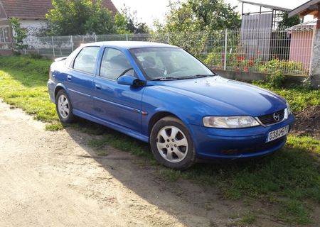 Vand Opel Vectra dotari full  culoare albastru metalizat an 2002 