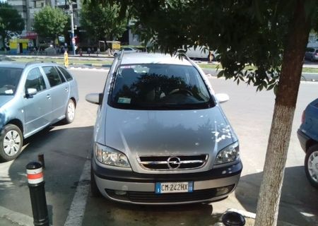 vand opel zafira foarte buna 