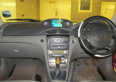 VAND RENAULT LAGUNA INITIALE 2.2CDI