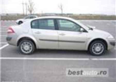 vand renault megane sedan privilege deluxe  