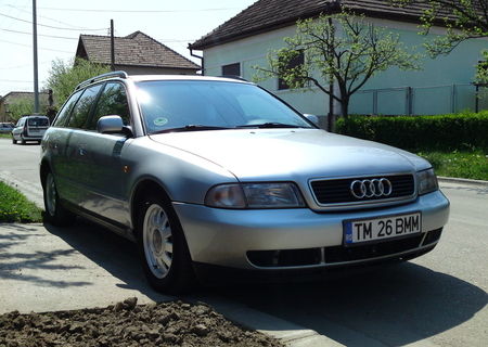 vand  sau schimb audi a4