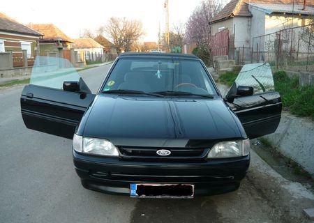 vand sau schimb Ford Escort Cabrio Sport