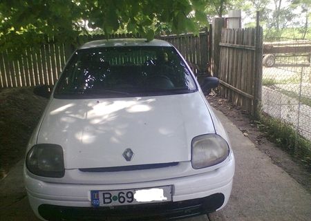 Vand sau schimb Renault clio