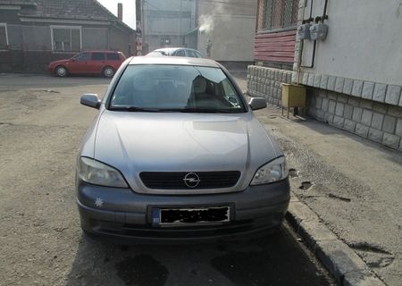 vand/schimb opel astra 