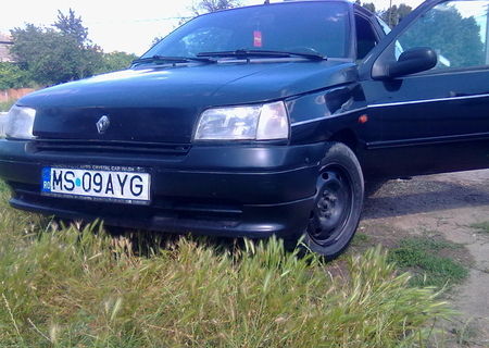 Vand schimb Renault clio an 1995