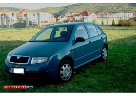 Vând SKODA FABIA