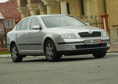 Vand Skoda Octavia 2 DUBLU CLIMATRONIC