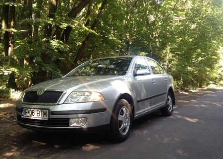 Vând Skoda Octavia II