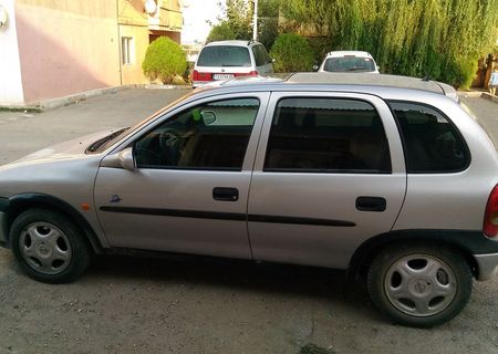 vând urgent Opel corsa