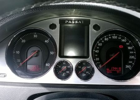 Vand urgent VW Passat 2 TDI 4 motion