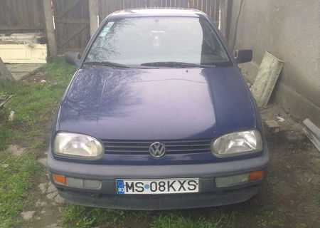 Vand VW Golf 3 1993 1.6 cu toate taxele la zi