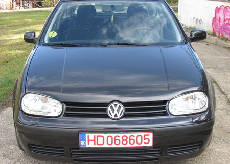 Vand Wolkswagen Golf 4,an f 1999,km 168000,recent adusa din Germania,inmatriculabila,motor 1,4- 75cp,trapa electrica,geamuri electice,jante pe 16 cromate+jante tabla