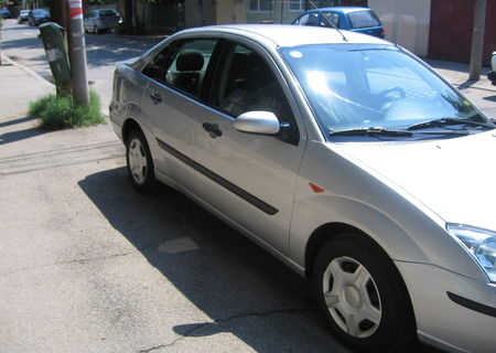 vanzare Ford Focus sedan