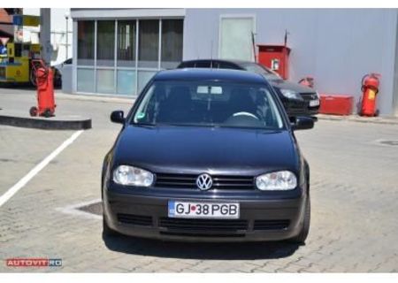 Vanzare Volkswagen Golf 