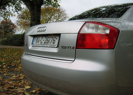 VIND AUDI A4 sau SCHIMB !!!