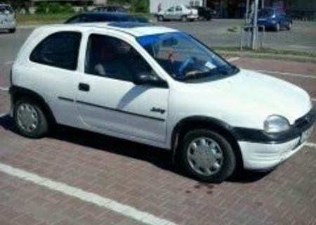 vind opel corsa 1.4 i urgent