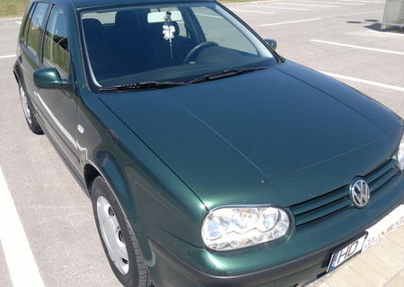 Volkswagen GOLF 4